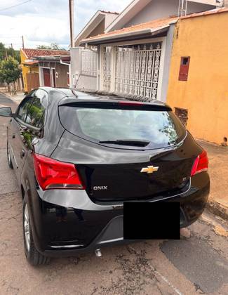 CHEVROLET ONIX 1.0 MPFI LT 8V FLEX 4P MANUAL
